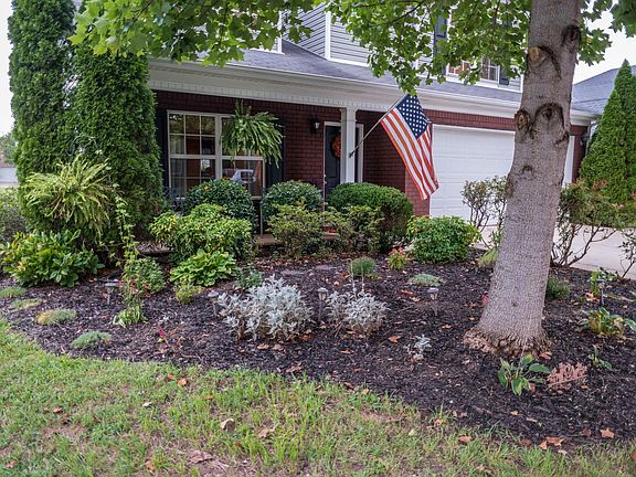 3rd image of 867 Kanatak Ln