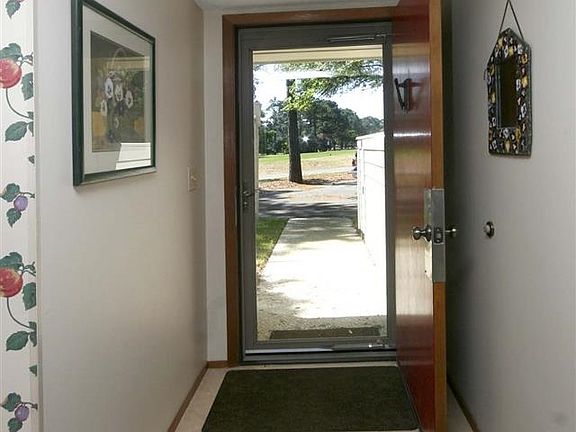 4th image of 6-34 Tall Pines Way #34