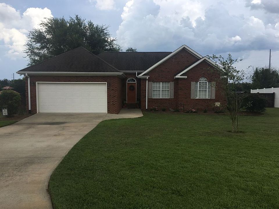 1st image of 104 Mallards Landing Dr