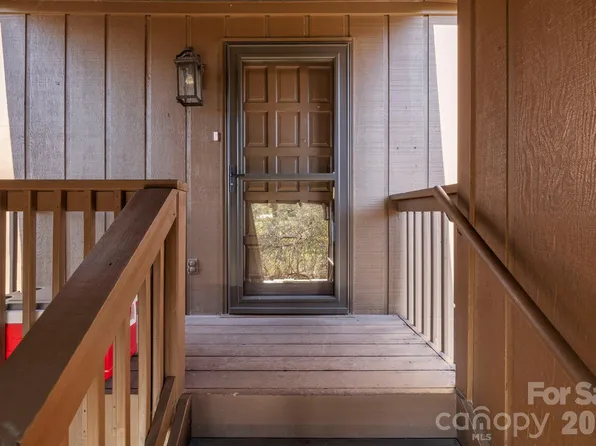 319 Greenville Hwy APT 402, Brevard, NC 28712