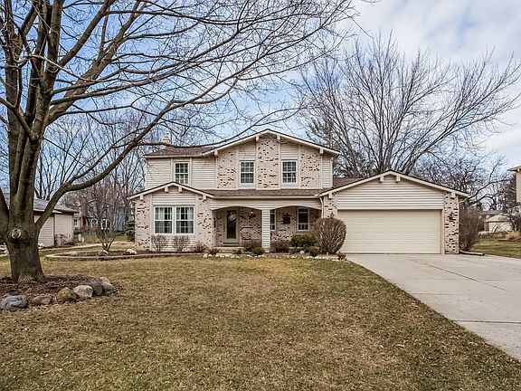 3rd image of 15871 Winchester Dr