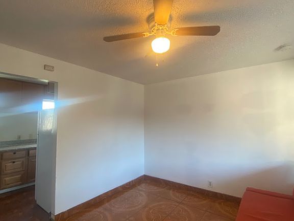 3rd image of 640 Buckeye St APT 6