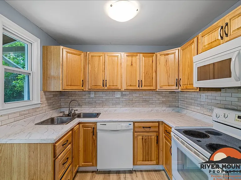 19 Victory Heights Dr NW — Photo 11