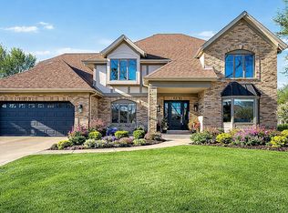 615 Windridge Ct, Naperville, IL