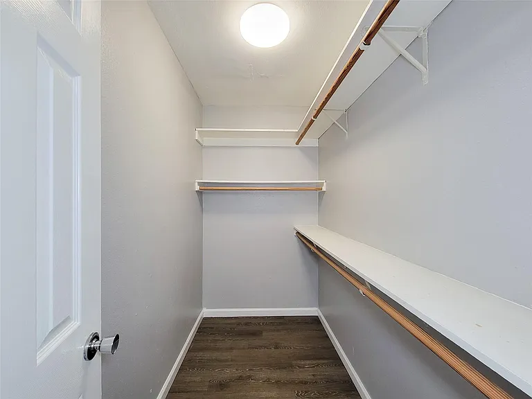 6401 Deihl Rd #307 — Photo 13