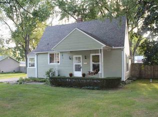 54403 Maple Lane Ave, South Bend, IN