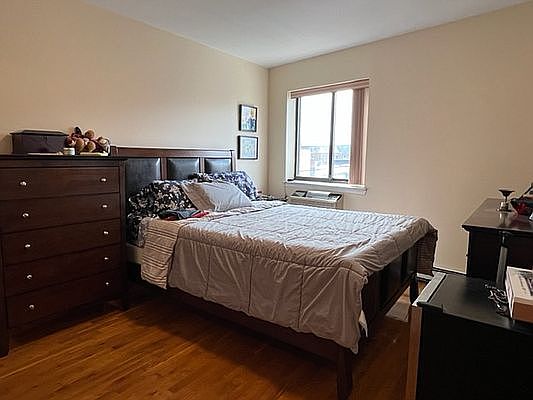 4th image of 50-40 44th St #2