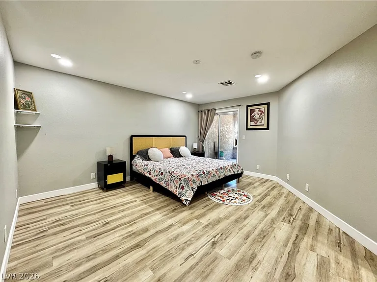 5181 Pioneer Ave #102 — Photo 19