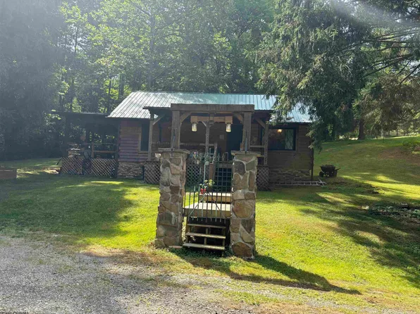 3112 Barbour County Hwy, Belington, WV 26250