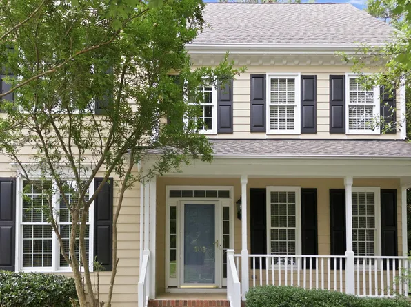 101 Plumtree Way, Cary, NC 27518