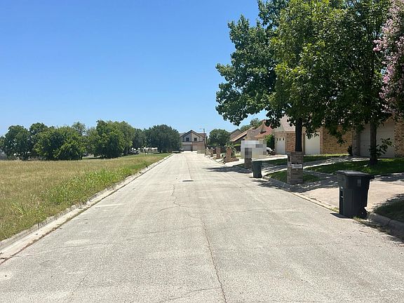 5th image of 812 Tortuga Ln