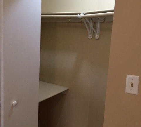 5th image of 1508 W Ardmore Ave #3