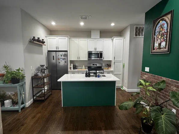14 Rockland St #2, Boston, MA 02119
