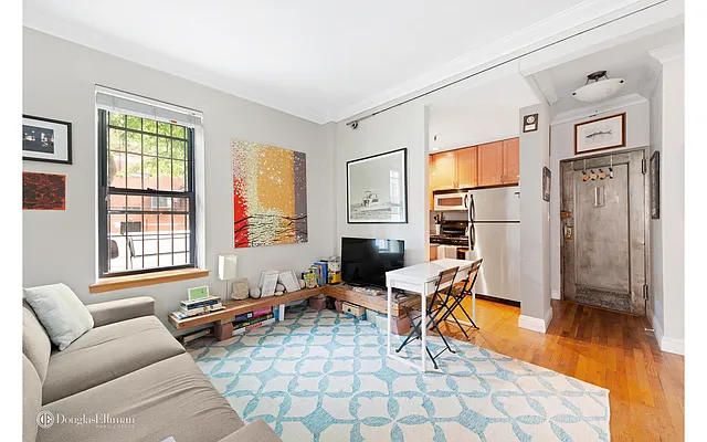 Rented by Douglas Elliman | media 2