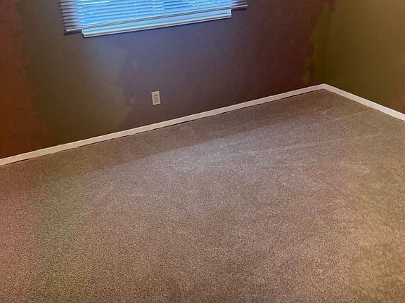 4th image of 500 Monroe Ave APT 27
