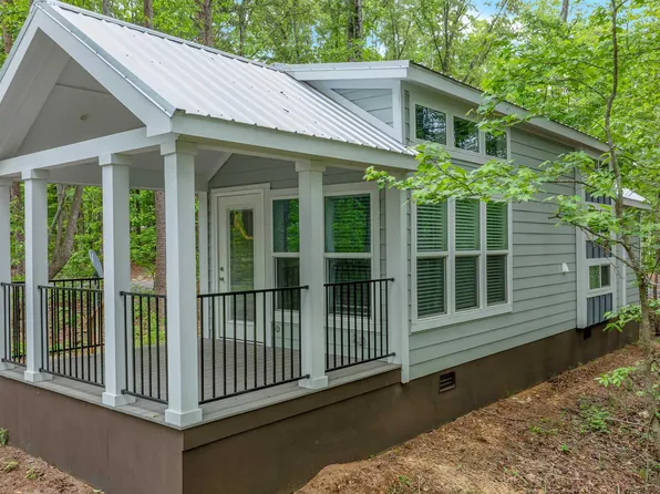 568 County Road 642, Mentone, AL 35984