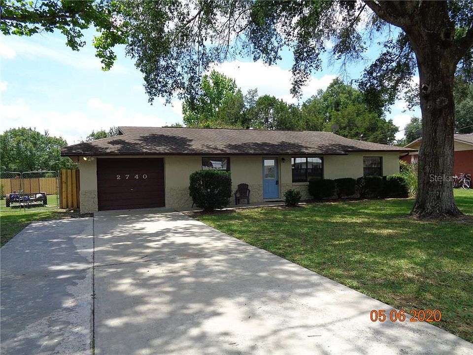 1st image of 2740 NE 44th St
