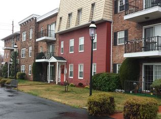 1002 Unicorn Way APT E002, Clifton, NJ 07011