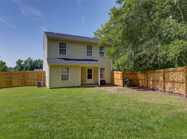 101 Saskatoon Dr, Hopkins, SC 29061