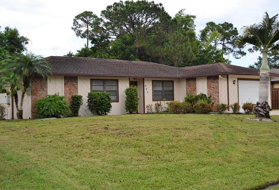 1st image of 731 SE Polynesian Ave