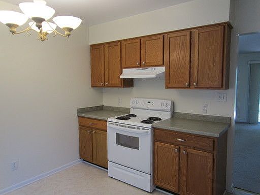 3rd image of 198 Van Horn Ln