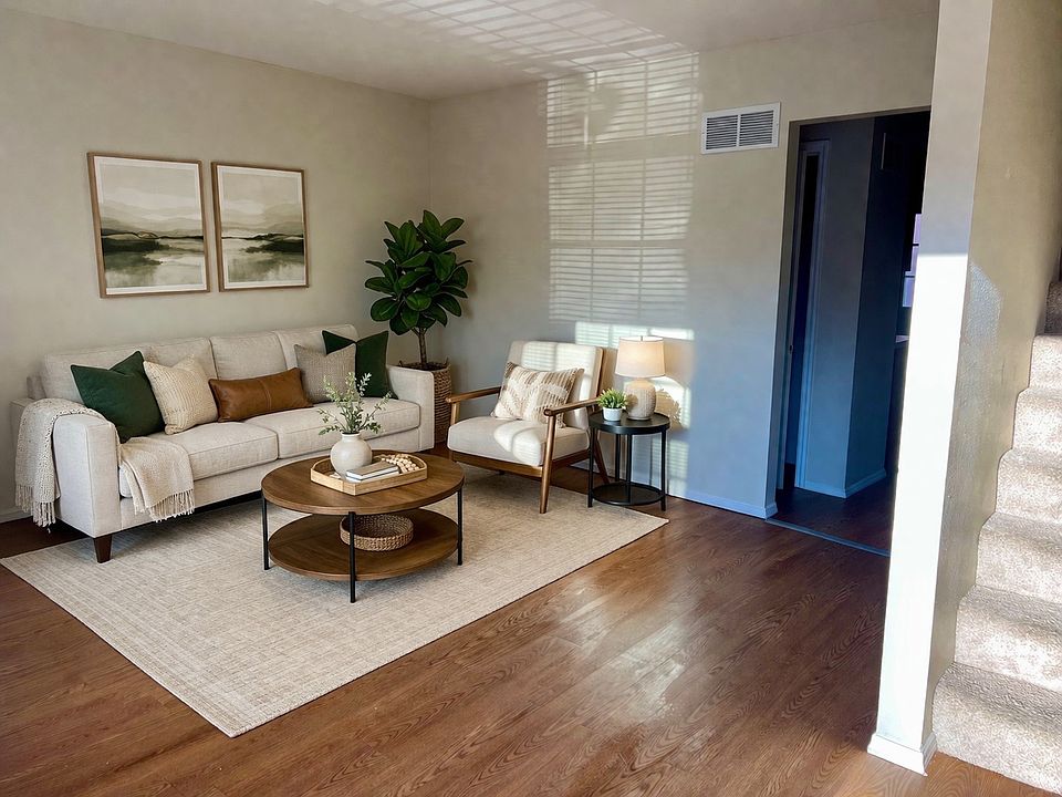 2nd image of 1102 Waycross Pl
