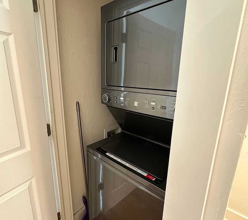 2nd image of 4340-4342 Alcott St #4340