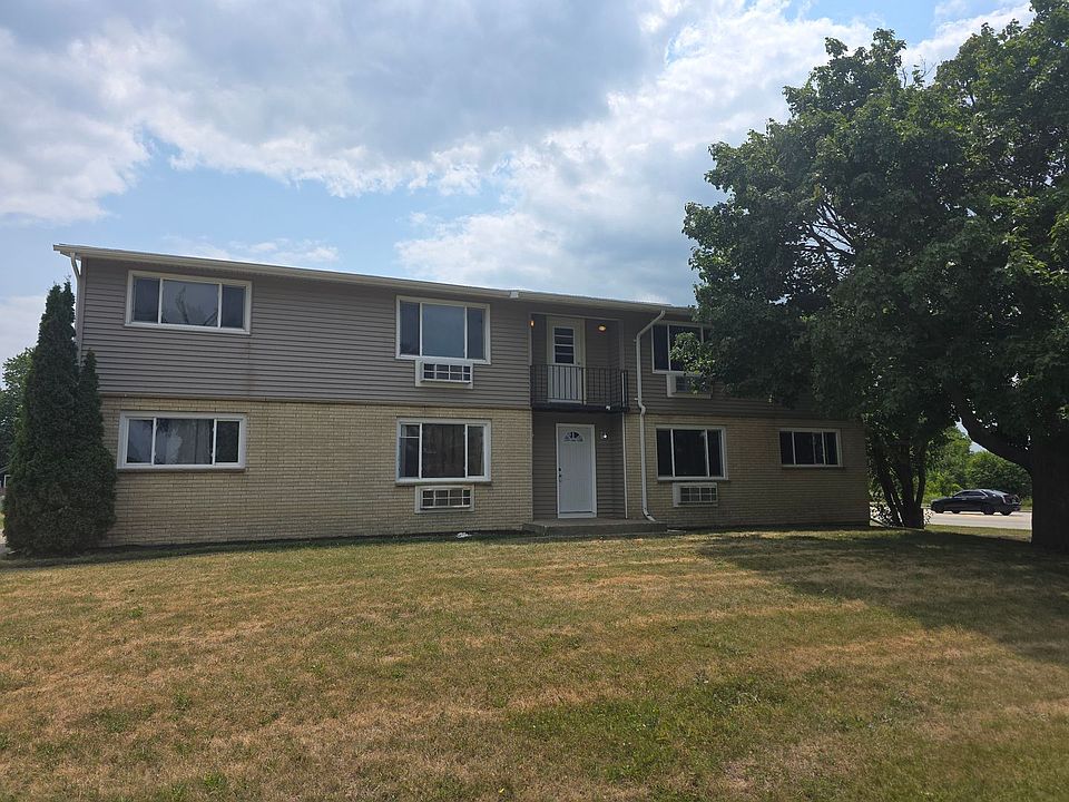 1st image of 1741 Warwick Way #4