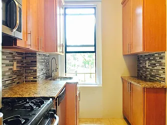 Rented by Matthew Gros-Werter, LREB 