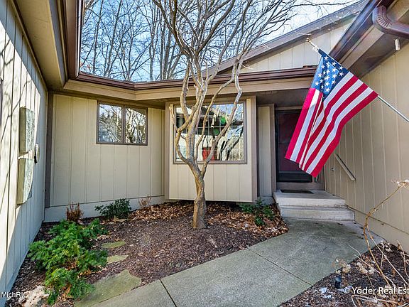 4th image of 6348 Tahoe Ln SE #98