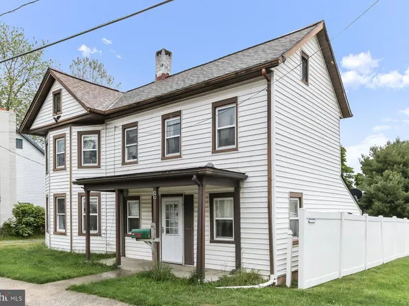 6 Frederick Rd, Thurmont, MD 21788