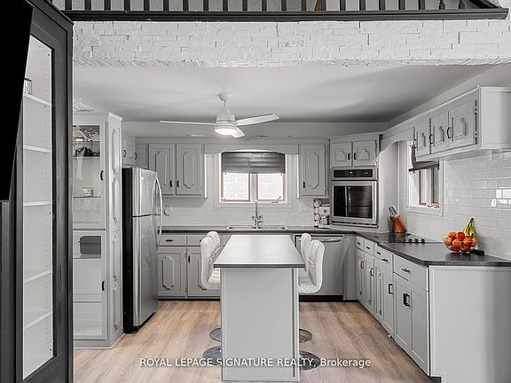 4th image of 63 Lowell Ave