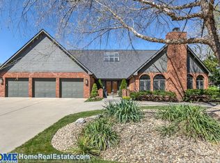 8544 Echo Ct, Lincoln, NE 68520