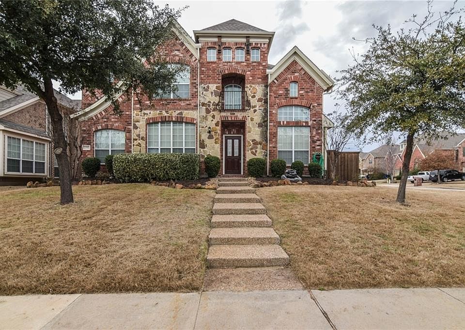 1st image of 2392 Chenault Dr