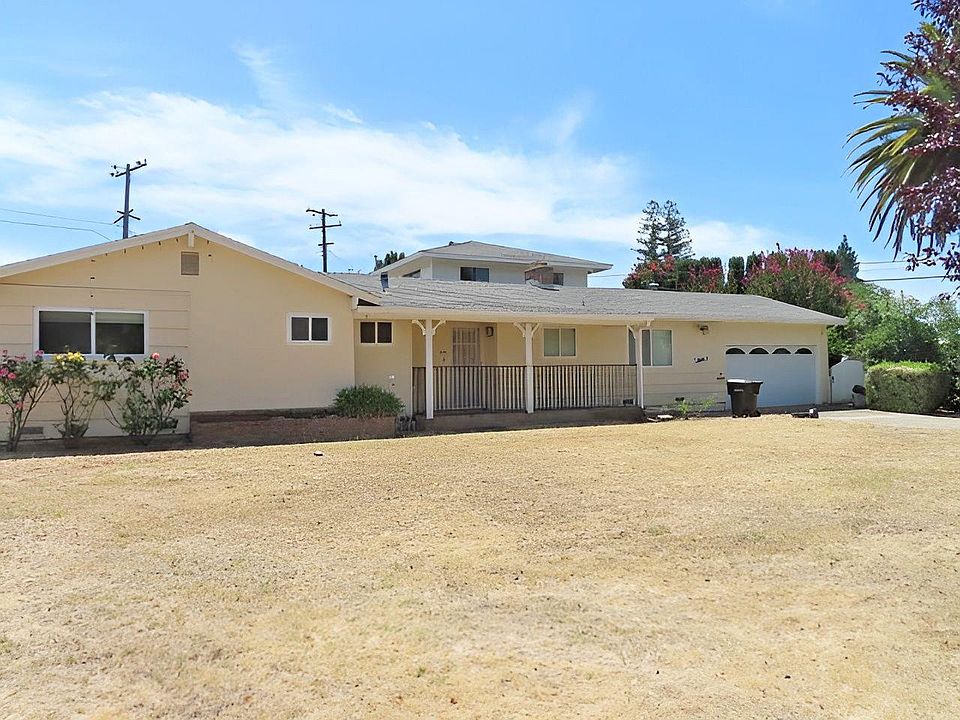 1st image of 3860 Spencer Way