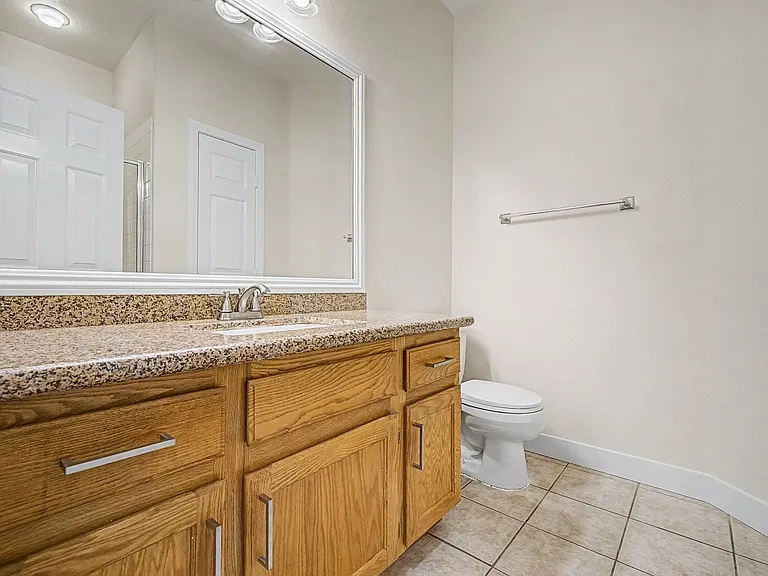 571 Kavanagh Pl — Photo 30