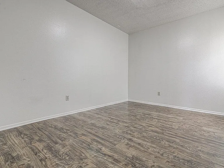 8108 W Gate Blvd #A — Photo 13