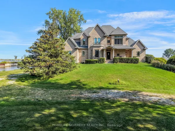 21000 Admiral Dr, Lakeshore, ON N0P 2L0