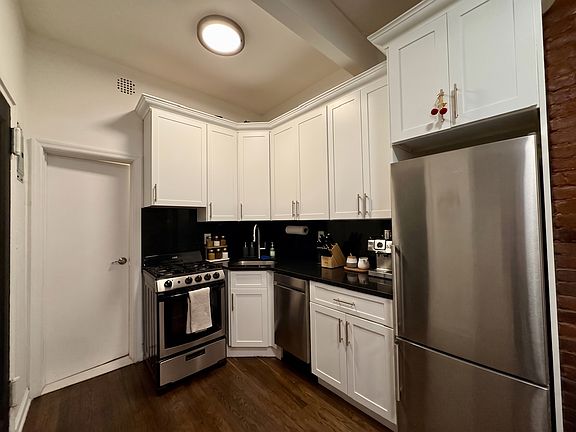 3rd image of 339 E 6th St APT B