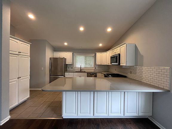5th image of 6459 Leisure Creek Dr SE