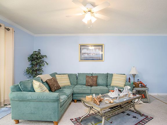 4th image of 1847 Montclair Dr Unit C