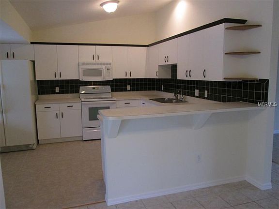 5th image of 2299 Penguin Ln
