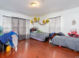 905 W 83rd St, Los Angeles, CA 90044