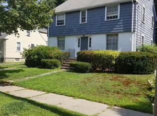 11 Philips Rd, Stoneham, MA 02180