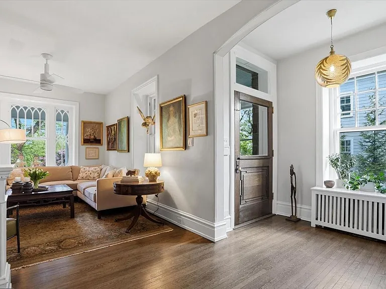36 E Chestnut Hill Ave — Photo 4