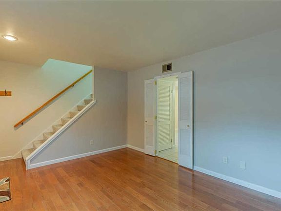 2nd image of 10850 Carroll Wood Way