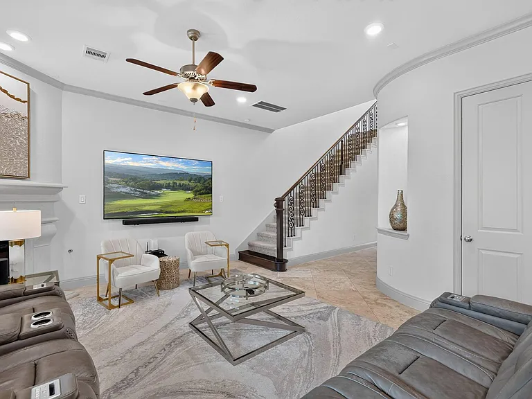 226 Skybranch Ct — Photo 11
