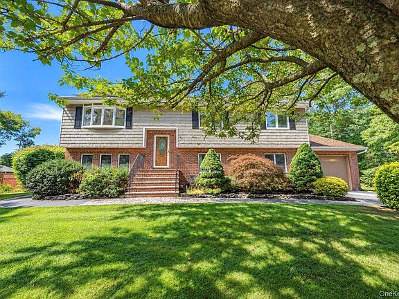 2nd image of 137 Ridgewood Avenue