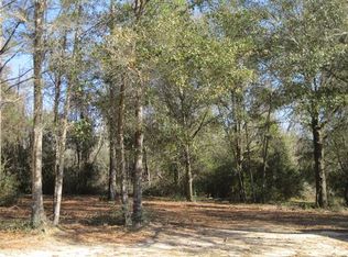 1580 Fox Hill Rd, Defuniak Springs, FL 32433