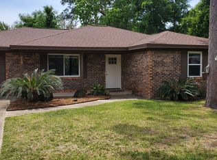 950 Spanish Moss Dr, Pensacola, FL 32506